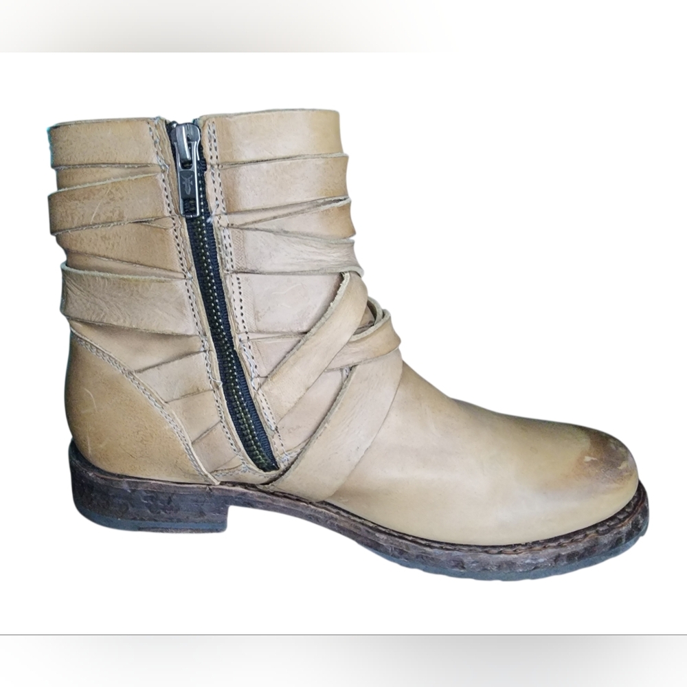 Frye Veronica Strappy Short Boots, Womens 7 - Picture 7 of 13